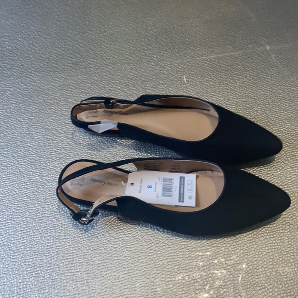 Memory foam sling back black shoe